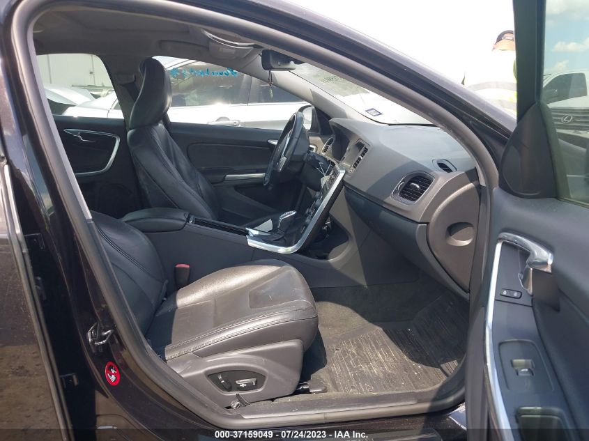 2013 VOLVO S60 T5 - YV1612FS6D1223830