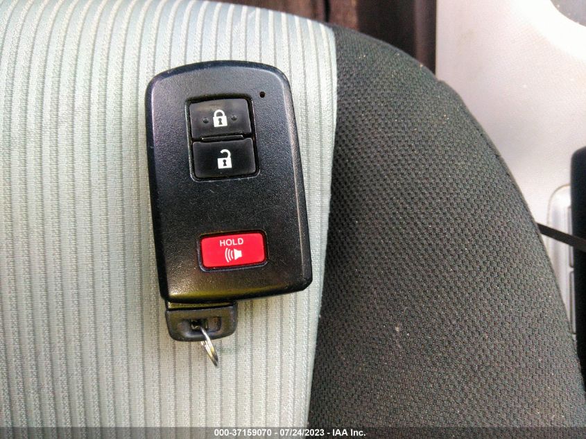2013 TOYOTA PRIUS C - JTDKDTB30D1548750