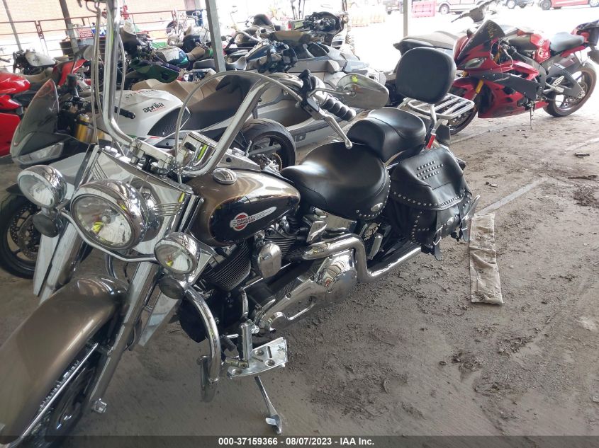 2004 HARLEY-DAVIDSON FLSTC - 1HD1BJY184Y038132