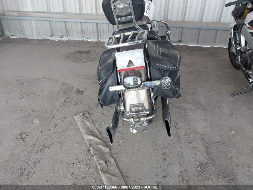 2004 HARLEY-DAVIDSON FLSTC - 1HD1BJY184Y038132