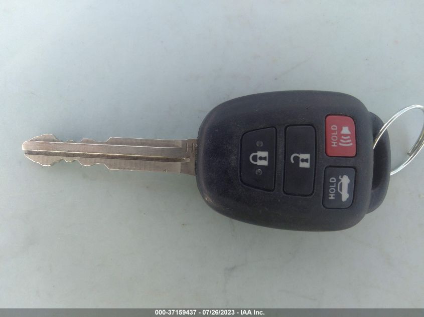 VIN 2T1BURHE1JC067019 2018 TOYOTA COROLLA L/LE/XLE/SE/XSE