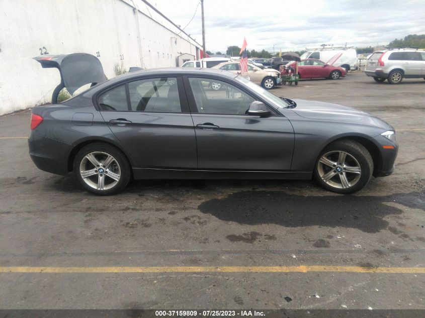 2014 BMW 3 SERIES 320I XDRIVE - WBA3C3G58ENS71225