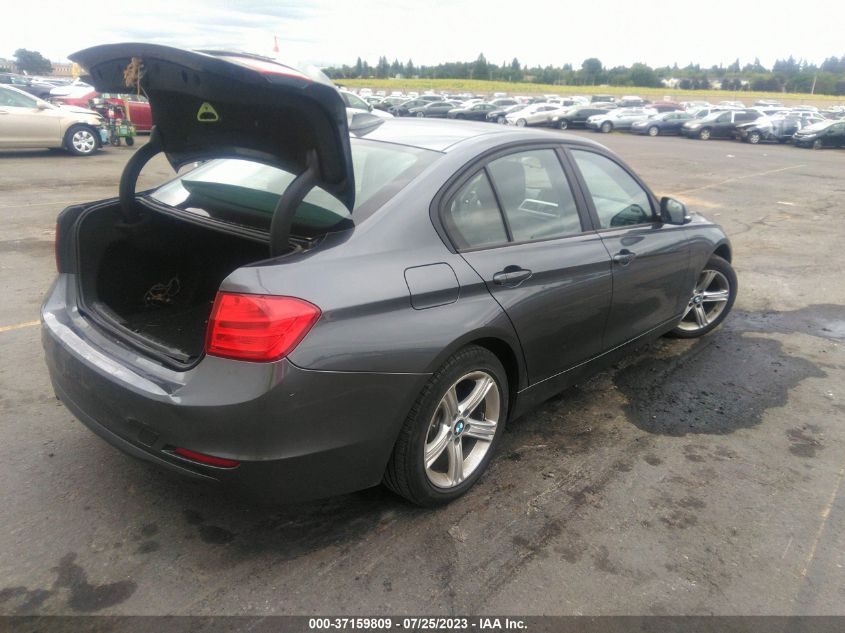 2014 BMW 3 SERIES 320I XDRIVE - WBA3C3G58ENS71225