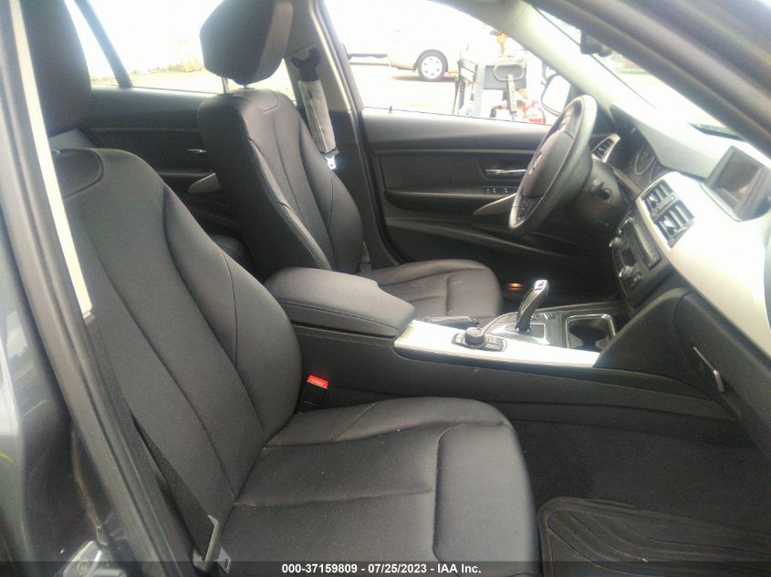 2014 BMW 3 SERIES 320I XDRIVE - WBA3C3G58ENS71225