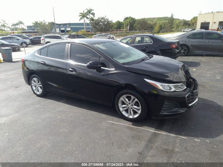 2019 CHEVROLET CRUZE LT - 1G1BE5SM1K7114938