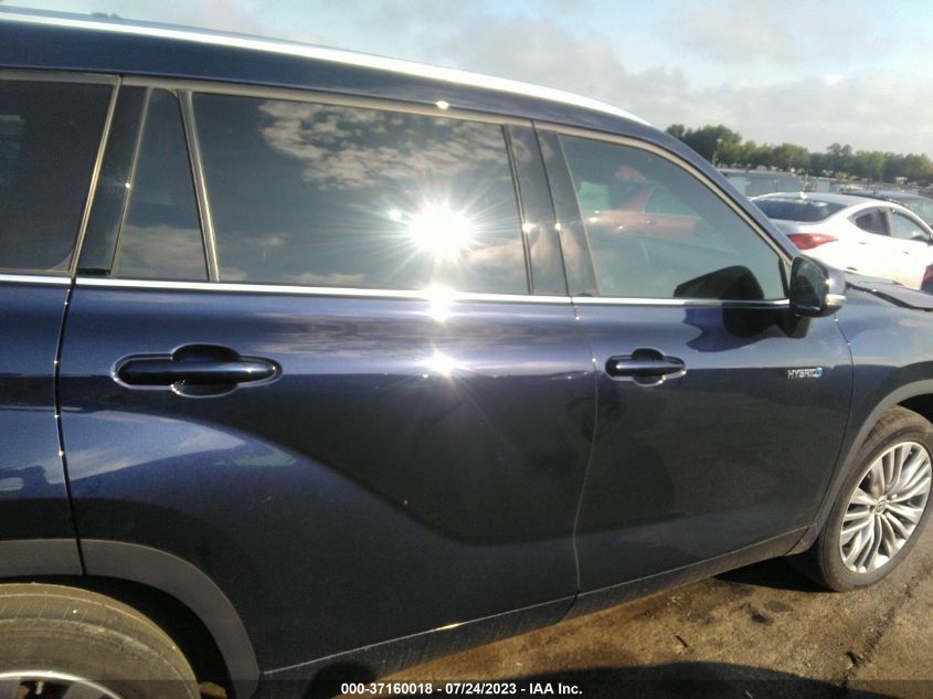 5TDFARAHXMS007380 Toyota Highlander HYBRID PLATINUM 12