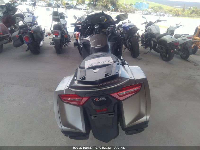 2018 HONDA GL1800 B - JH2SC7912JK000051