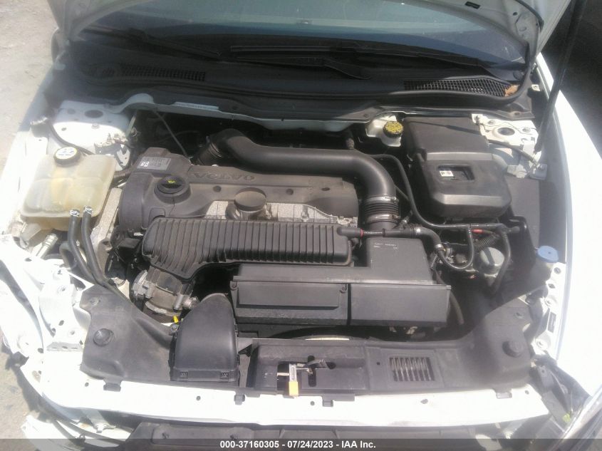 2013 VOLVO C30 T5 - YV1672MK6D2303320