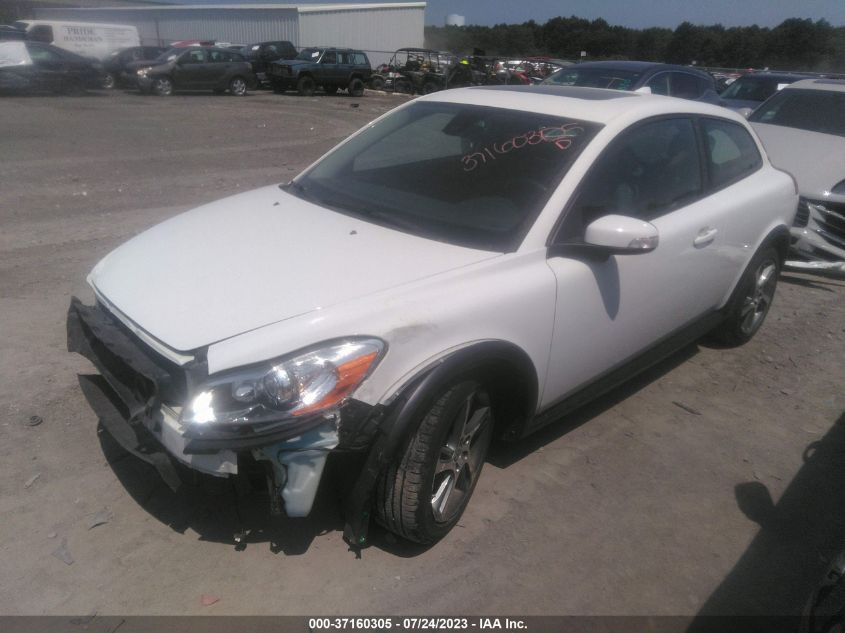 2013 VOLVO C30 T5 - YV1672MK6D2303320