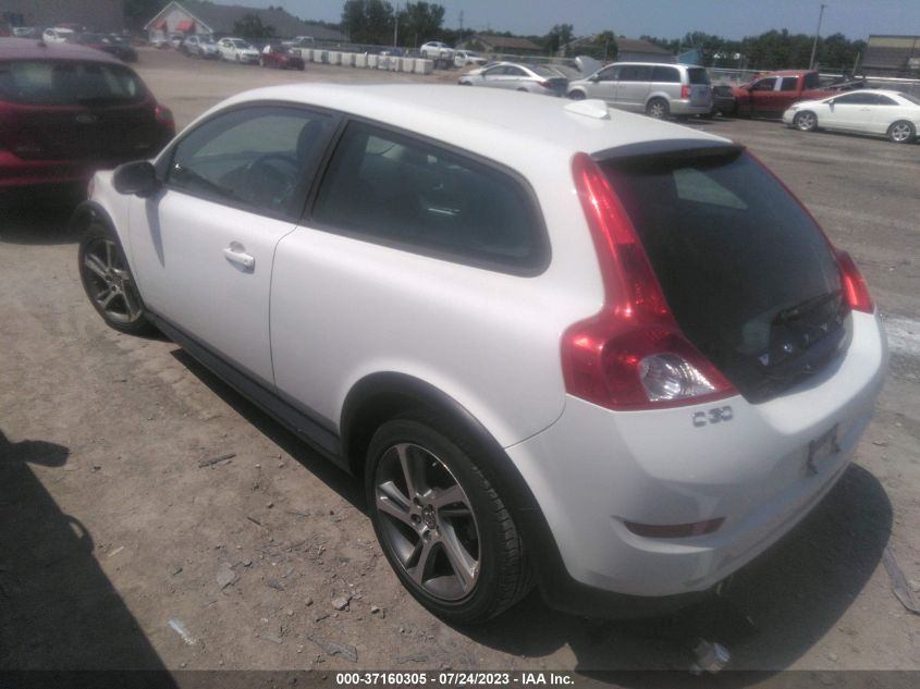 2013 VOLVO C30 T5 - YV1672MK6D2303320