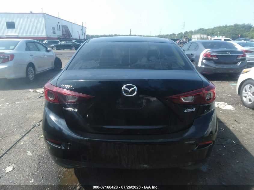 2017 MAZDA MAZDA3 4-DOOR SPORT 3MZBN1U74HM153736