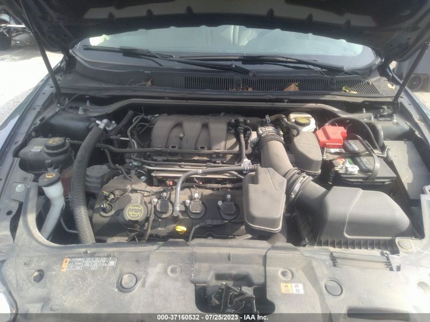 2018 FORD TAURUS SE - 1FAHP2D8XJG136595