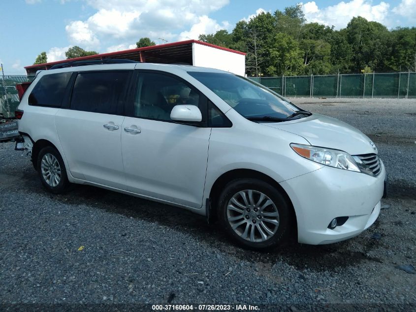 2017 TOYOTA SIENNA XLE AUTO ACCESS - 5TDYZ3DC9HS779051