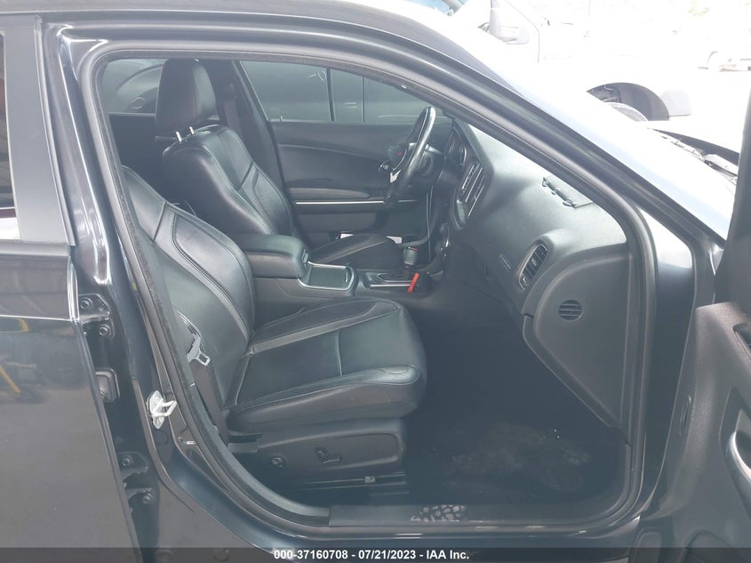 VIN 2C3CDXBG6KH653343 2019 DODGE CHARGER SXT