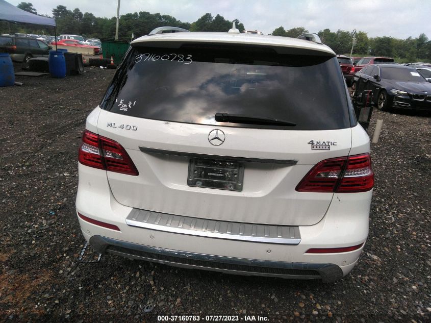 2015 MERCEDES-BENZ M-CLASS ML 400 - 4JGDA5GB2FA552925