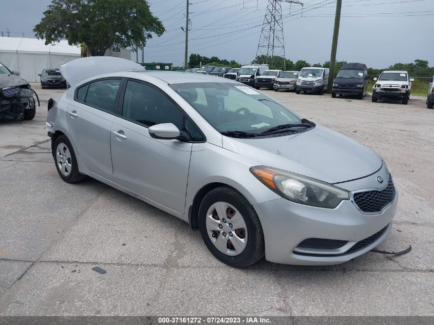 2016 KIA FORTE LX - KNAFK4A62G5585138