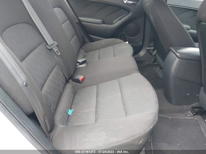 2016 KIA FORTE LX - KNAFK4A62G5585138