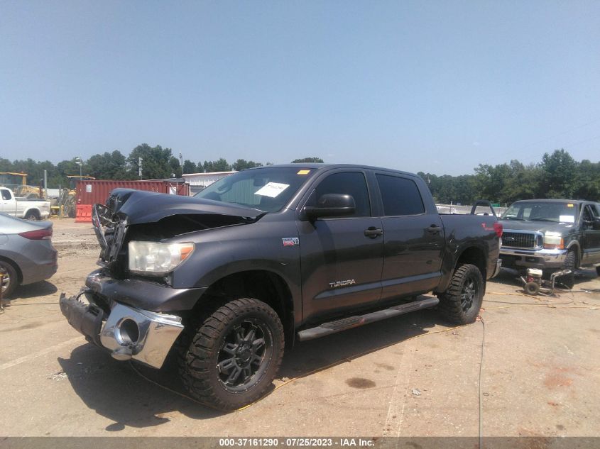 2013 TOYOTA TUNDRA 4WD TRUCK - 5TFDW5F15DX298202