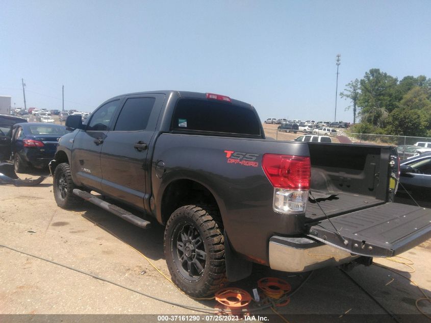 2013 TOYOTA TUNDRA 4WD TRUCK - 5TFDW5F15DX298202