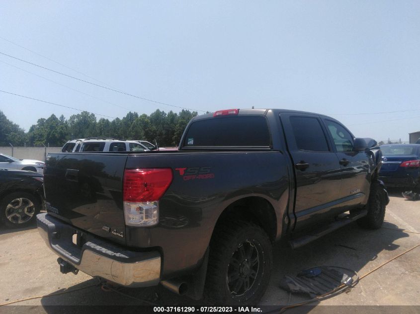 2013 TOYOTA TUNDRA 4WD TRUCK - 5TFDW5F15DX298202