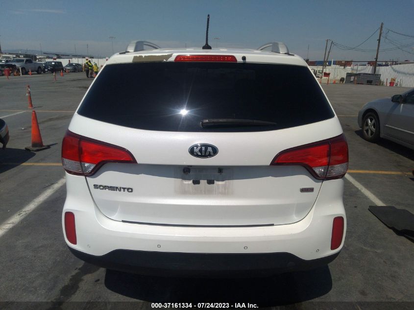 2014 KIA SORENTO LX - 5XYKTCA62EG508069