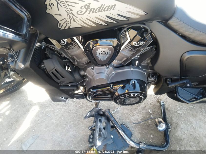 2022 INDIAN MOTORCYCLE CO. CHALLENGER DARK HORSE 56KLCCRR8N3412738