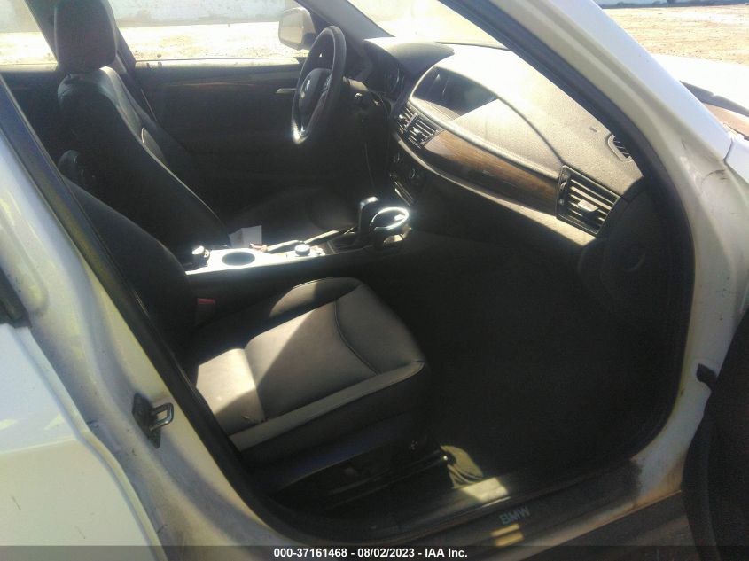 2013 BMW X1 XDRIVE35I - WBAVM5C58DVE90906