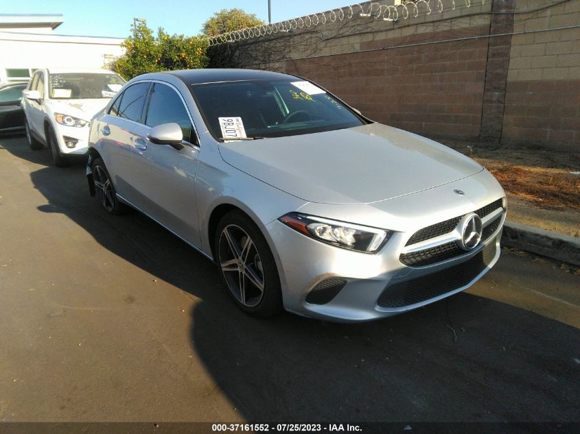 2022 MERCEDES-BENZ A-CLASS A 220 - W1K3G4EB8NJ356536