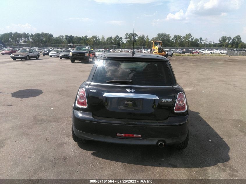2013 MINI COOPER HARDTOP - WMWSU3C55DT371856
