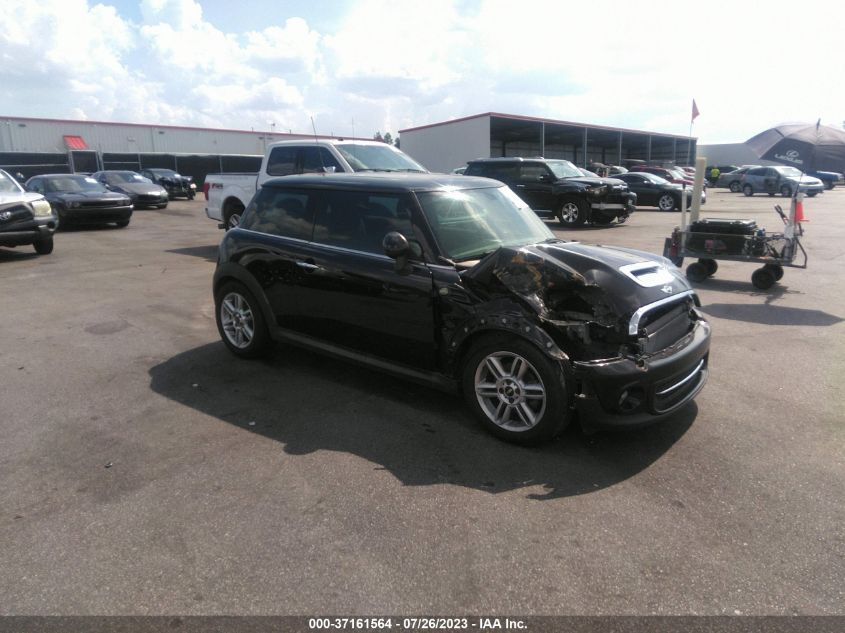 2013 MINI COOPER HARDTOP - WMWSU3C55DT371856