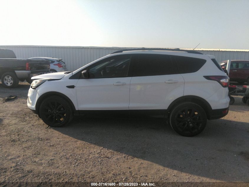 2017 FORD ESCAPE SE - 1FMCU0G97HUB28869