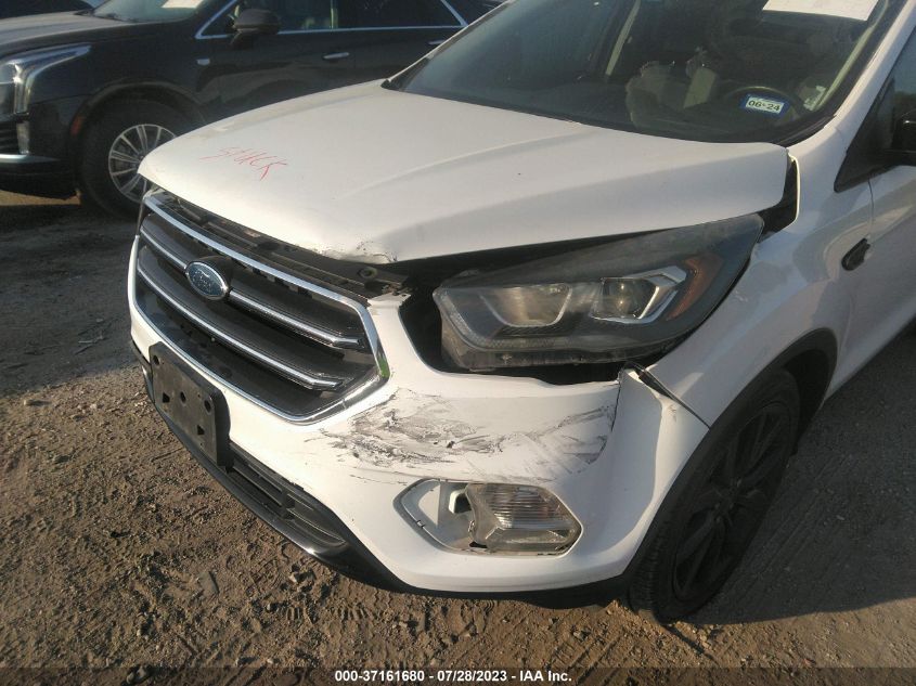 2017 FORD ESCAPE SE - 1FMCU0G97HUB28869