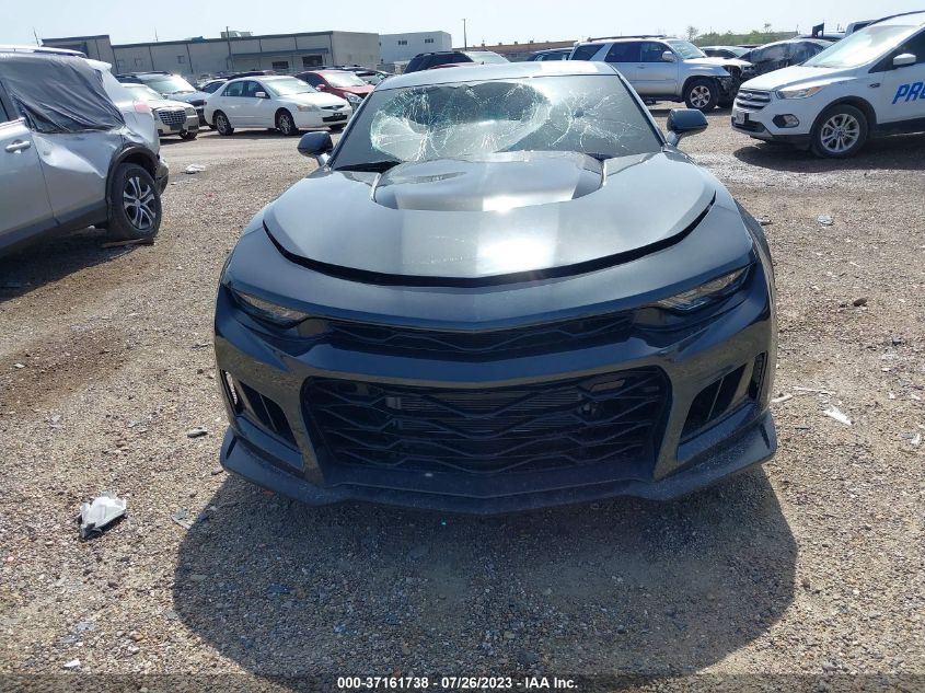 2022 CHEVROLET CAMARO LT1 - 1G1FF1R77N0111935