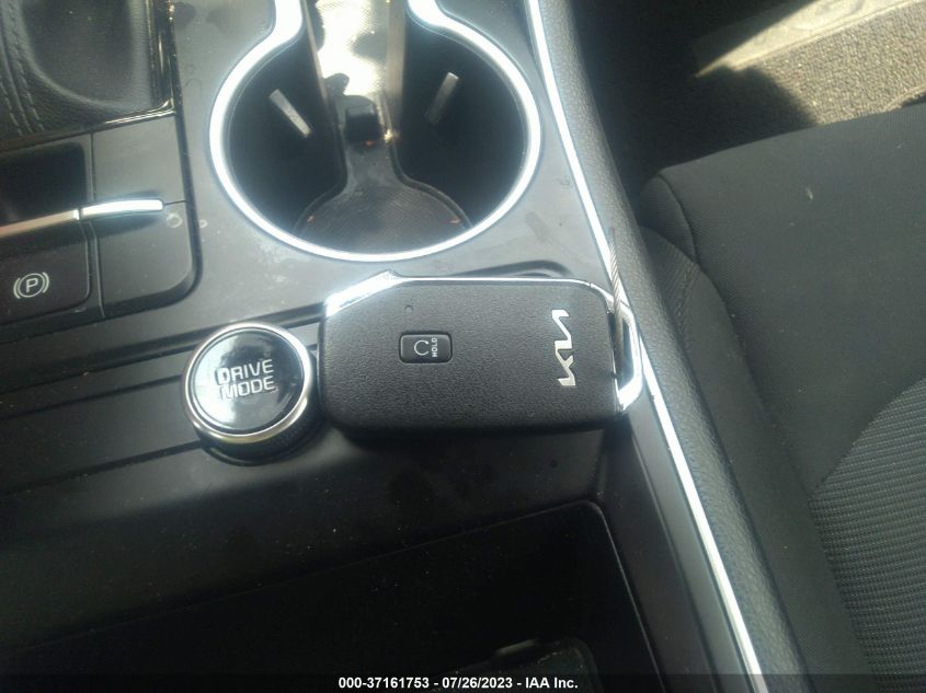 2022 KIA K5 LXS - 5XXG14J22NG091409