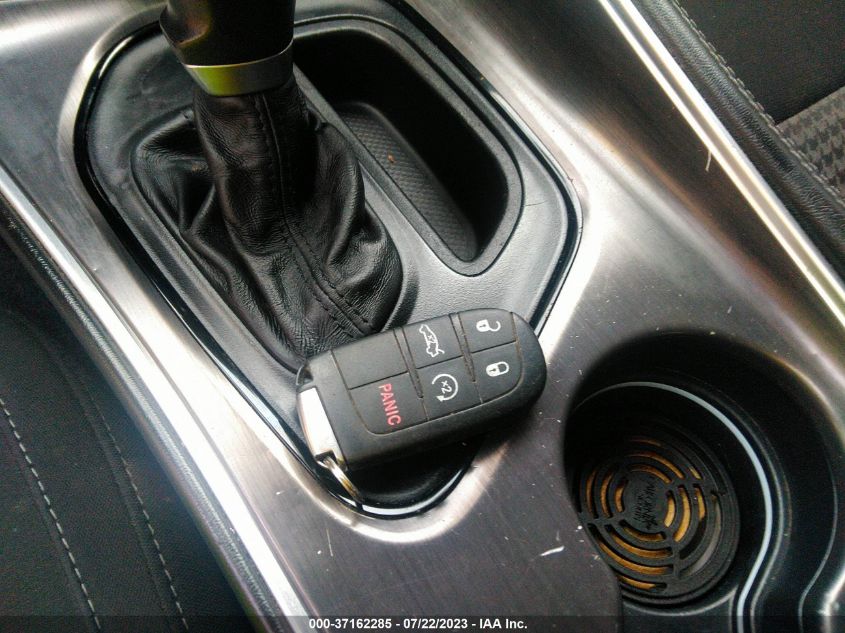 2015 DODGE CHALLENGER SXT - 2C3CDZAG2FH719177
