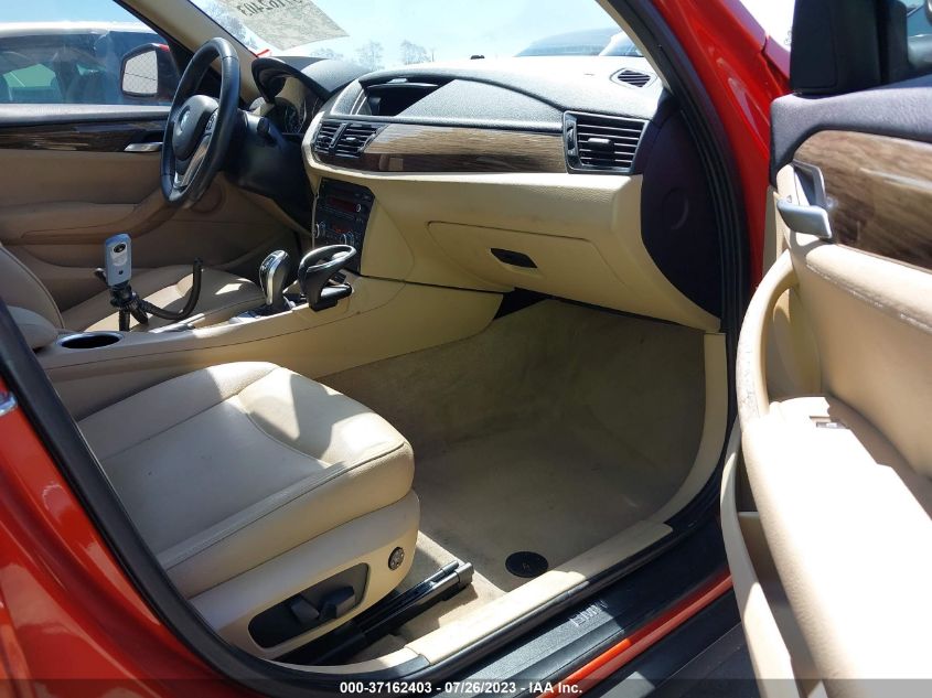 2013 BMW X1 28I - WBAVM1C50DVW42070