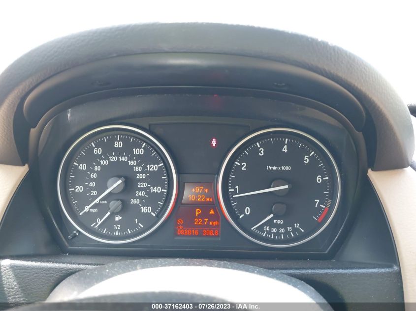 2013 BMW X1 28I - WBAVM1C50DVW42070