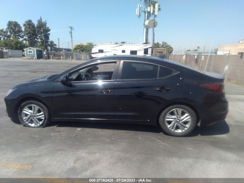 KMHD84LF9LU081137 Hyundai Elantra SEL 14