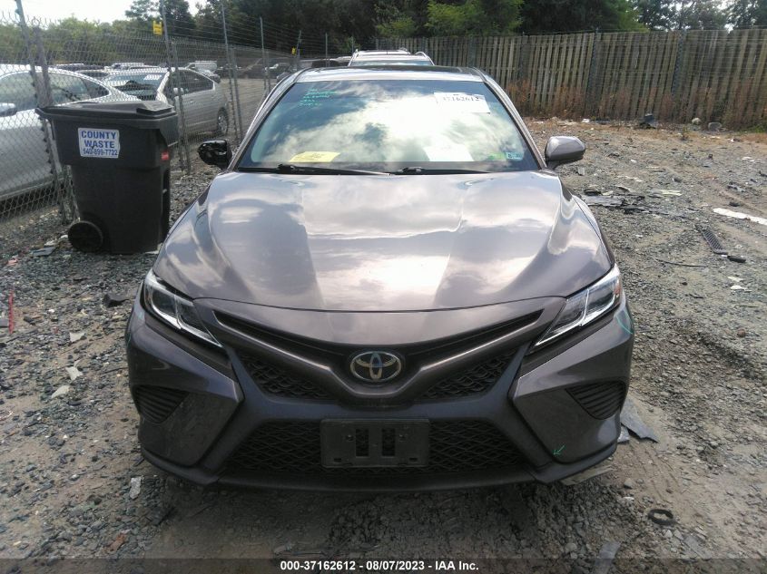 2018 TOYOTA CAMRY LE/SE/XLE/L - 4T1B11HK5JU157949