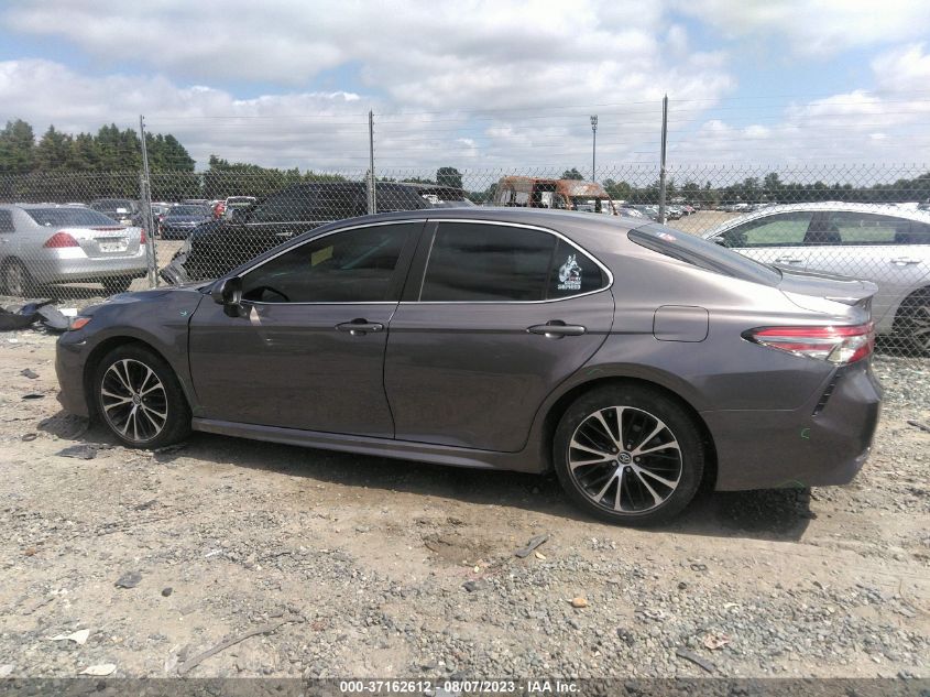 2018 TOYOTA CAMRY LE/SE/XLE/L - 4T1B11HK5JU157949