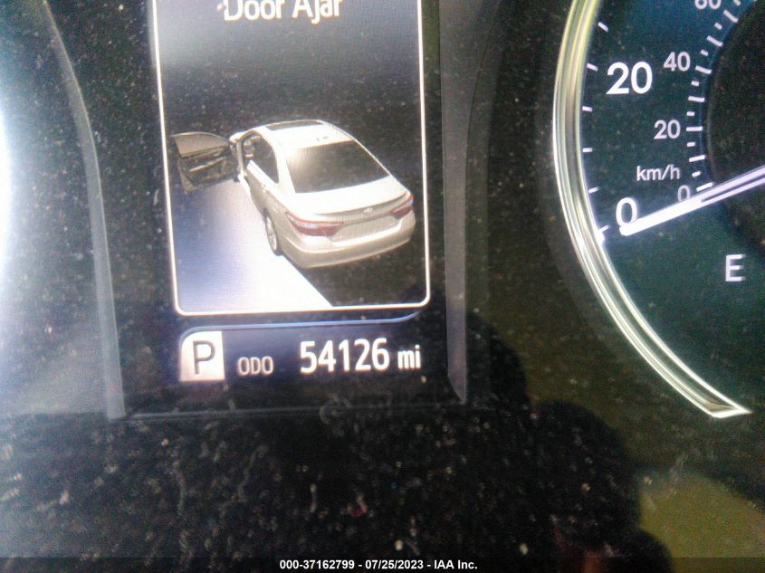 2017 TOYOTA CAMRY LE/XLE/SE/XSE - 4T1BF1FK2HU744639