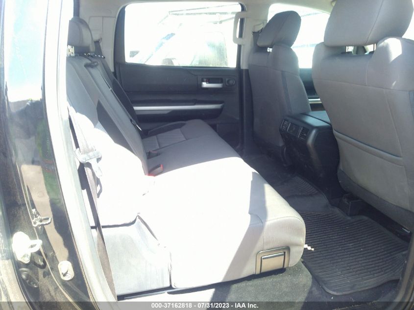 2017 TOYOTA TUNDRA 4WD SR5/TRD PRO - 5TFDW5F1XHX589316