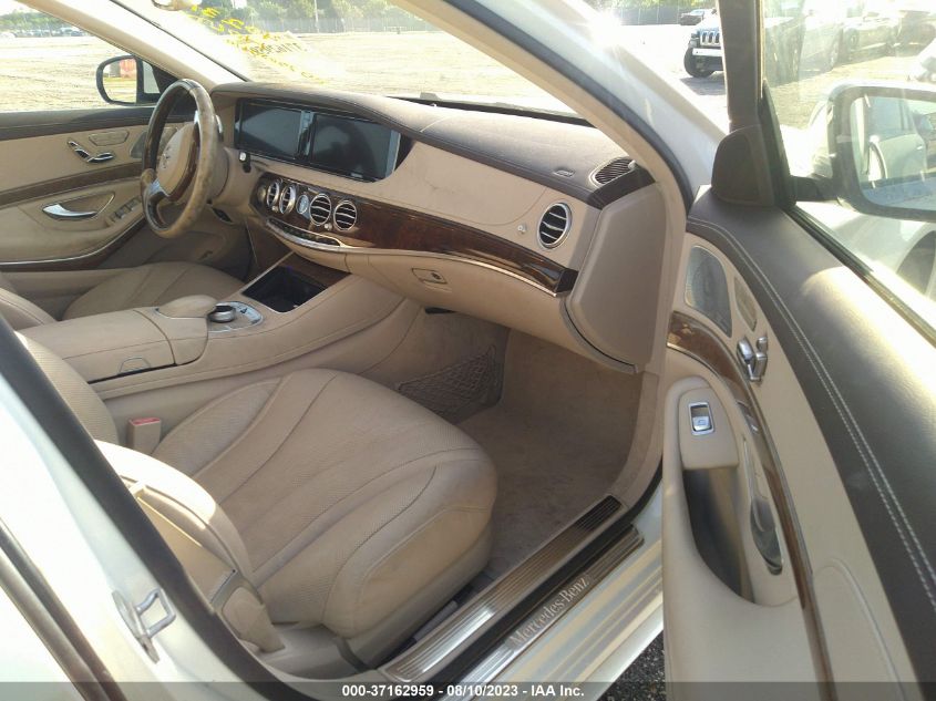 2014 MERCEDES-BENZ S-CLASS S 550 - WDDUG8CB0EA065267
