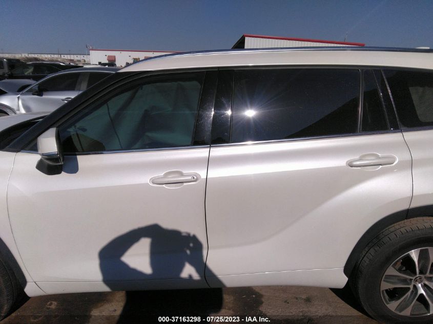 2020 TOYOTA HIGHLANDER XLE - 5TDGZRAHXLS027740