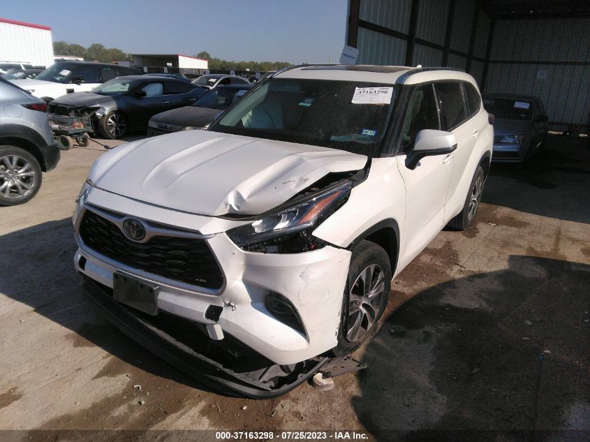 2020 TOYOTA HIGHLANDER XLE - 5TDGZRAHXLS027740