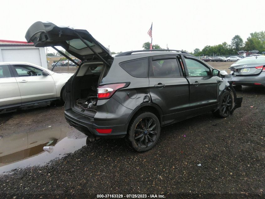 2017 FORD ESCAPE SE - 1FMCU9GD2HUD26462