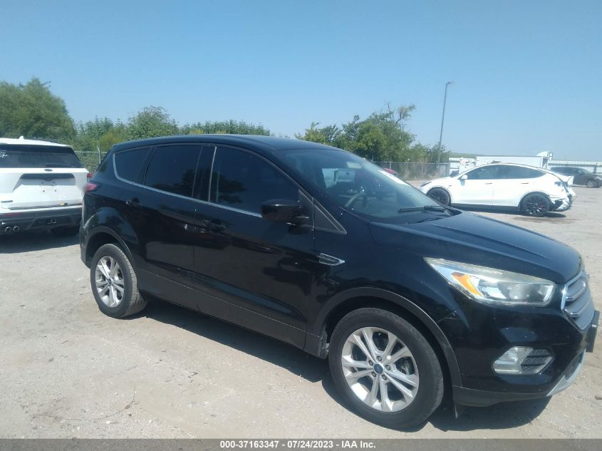 2017 FORD ESCAPE SE - 1FMCU0GD0HUD78667