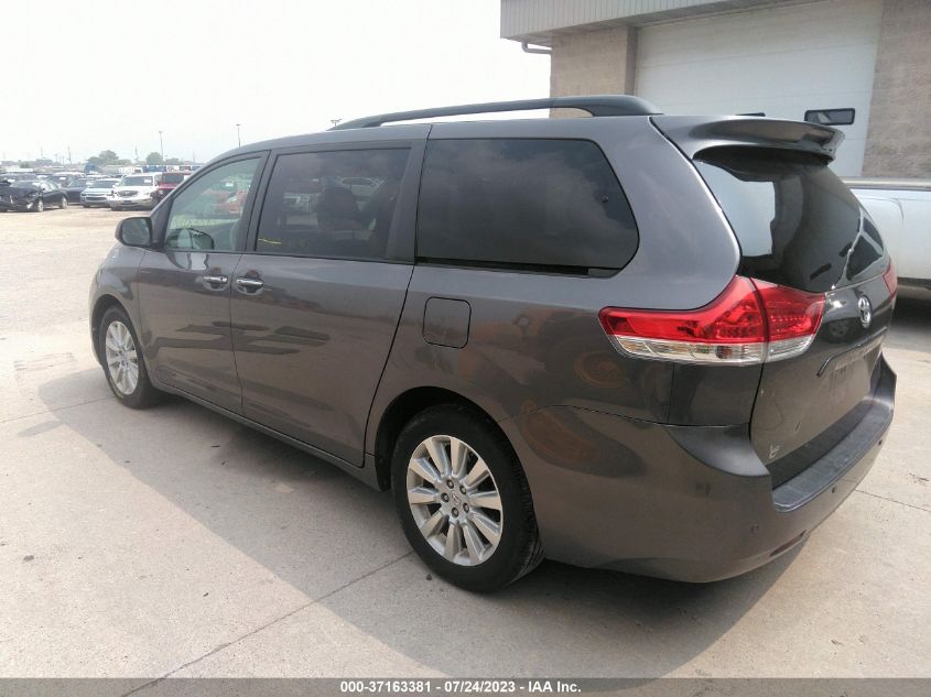 5TDDK3DC4ES082143 2014 TOYOTA SIENNA, photo no. 3