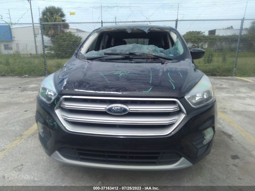 2017 FORD ESCAPE SE - 1FMCU0GDXHUC31692