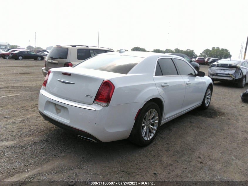 VIN 2C3CCAAG0JH317090 2018 CHRYSLER 300 TOURING